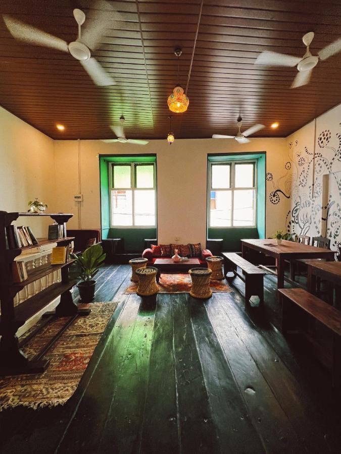 Bunk House Fort Kochi Buitenkant foto